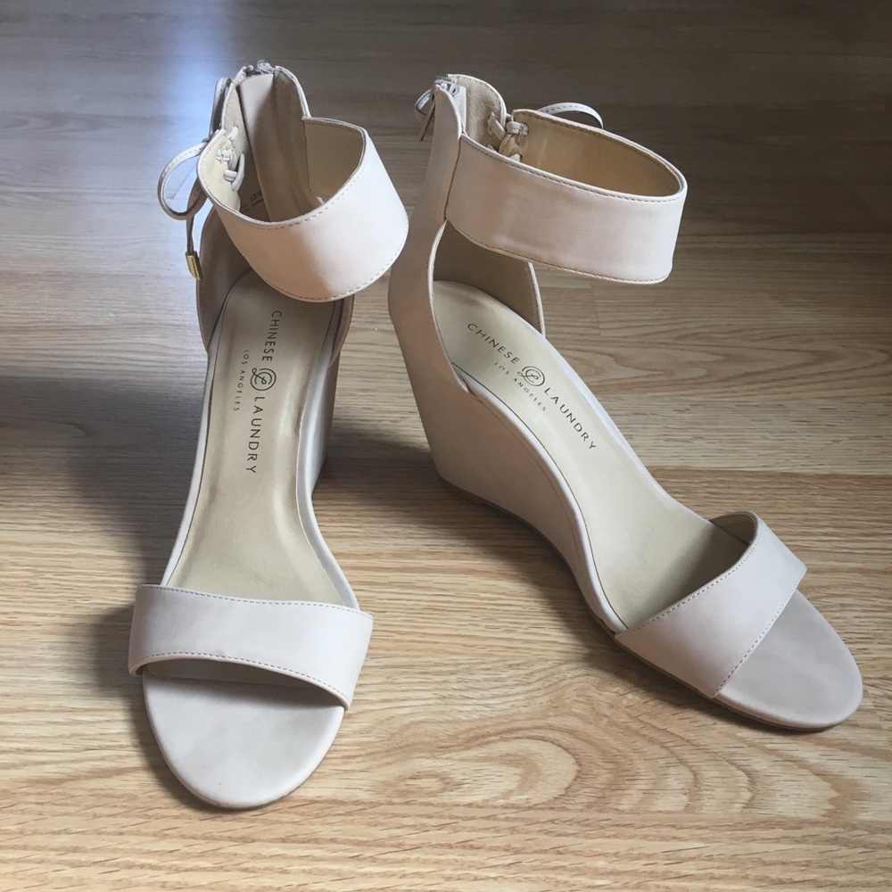 Pink/Nude Bow Accent Heels